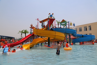 水上樂園設備