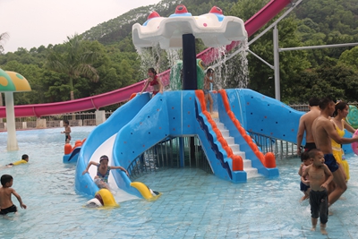 水上樂園設備